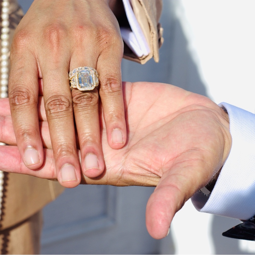 12.2 Carat DIAMOND Emerald Cut Engagement Ring PLATINUM🤩🤩🤩🤩🤩🤩🤩🤩 💎💎💎💎💎💎💎 - Picture 8 of 17